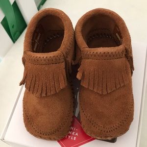 *BRAND NEW* Minnetonka Moccasins